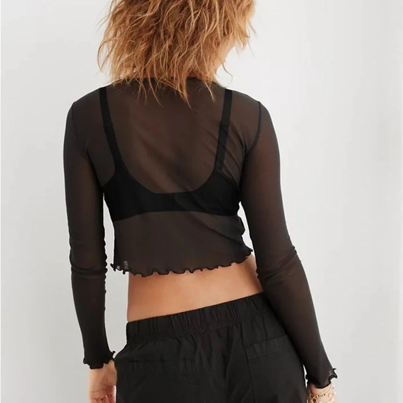 Aerie Magic Mesh Top Charcoal Grey Lady’s  Medium - Picture 2 of 4